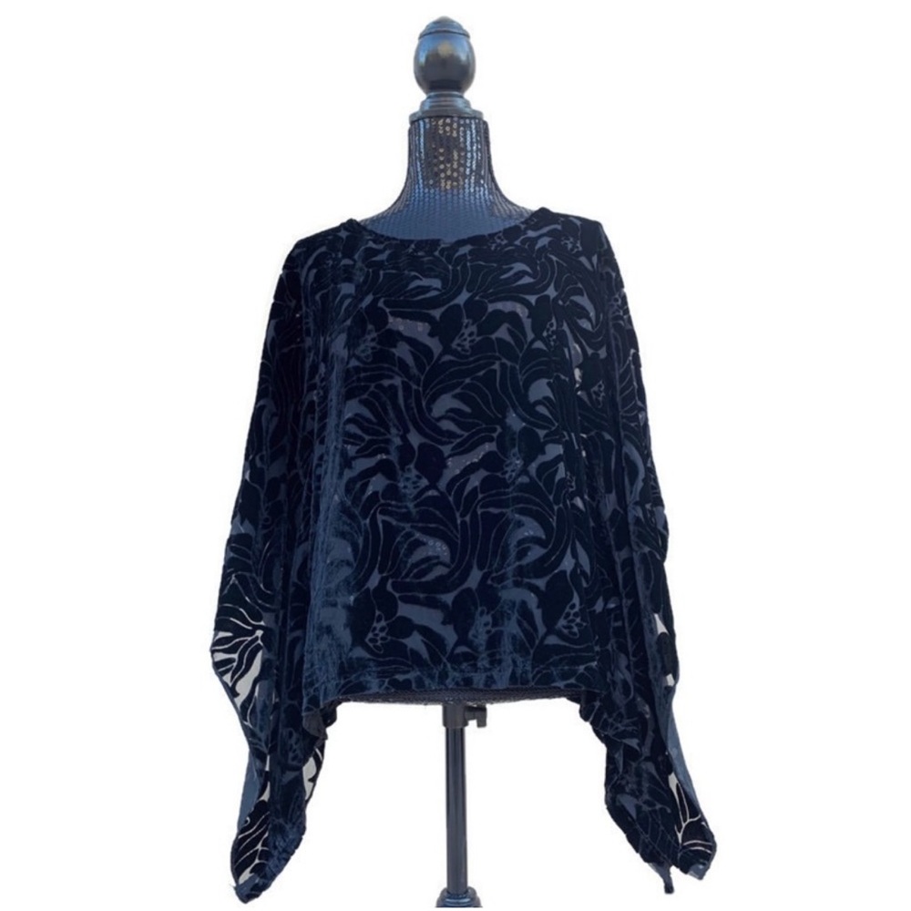 Winter Kate Willow Drop Black Velvet Burnout Poncho Kimono Top NWT Small